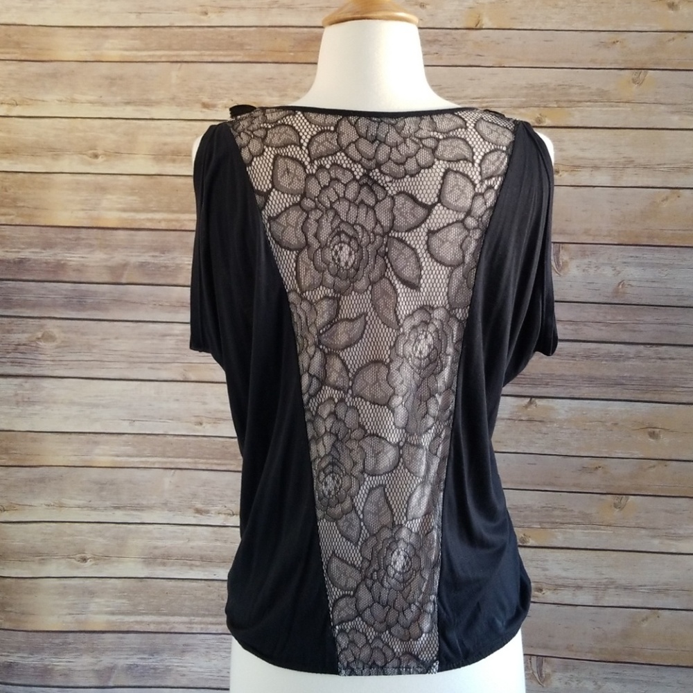 {Express} Lace Top - Picture 3 of 5